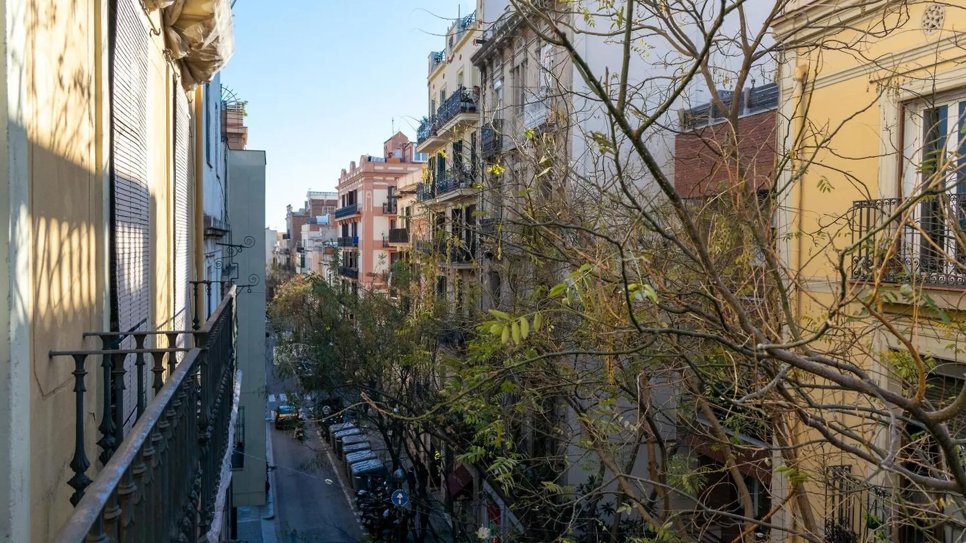 Apartment Center Of Gracia By Maison Pinata Barcelona